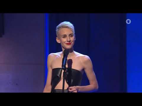 Nuhr im Ersten 10.04.2025: Lisa Eckhart - Der Russe kommt!