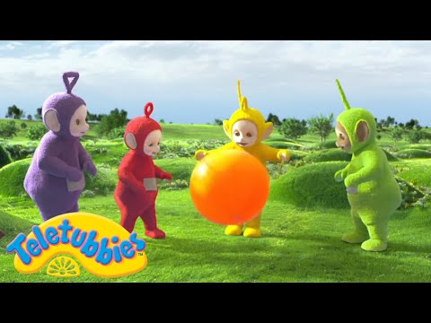 Die Teletubbies spielen Fußball! | Teletubbies Komplette Episoden | Fernsehsendungen für Kinder