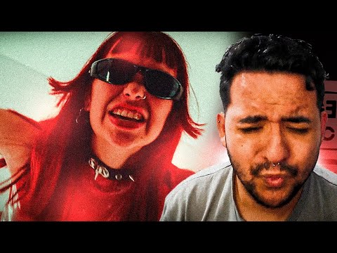 REACCION a AKRIILA - MONA XINA  (VIDEOCLIP OFICIAL)