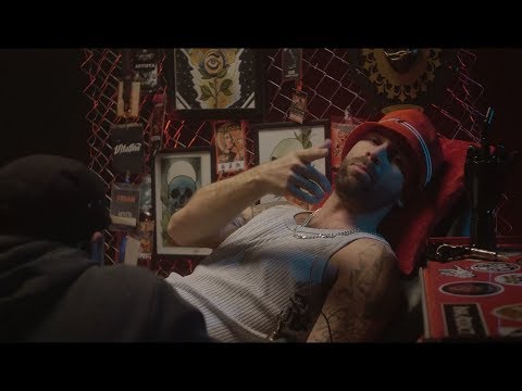 DOSTRESCINCO - En Mi Salsa [Video Oficial 4K]