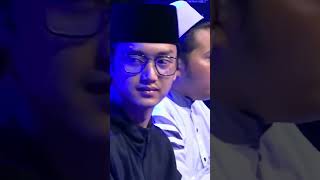 Download lagu Gus Azmi pakai kacamata bawain sholawat Al Madad #gusazmi #shalawat mp3