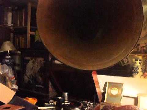 "Hallelujah" Played by Rayner's Dance Orch Pathe Perfect P 305