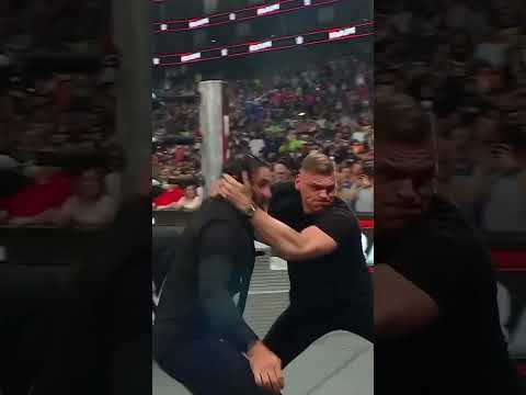 THE CHAOS CANNOT BE CONTAINED 😤 #WWERaw