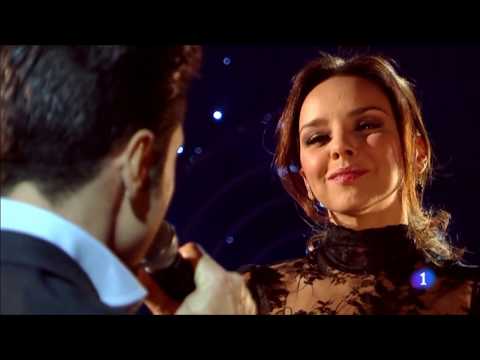 David Bustamante y Chenoa - "Vivir"