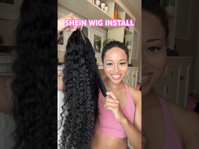 Vídeo relacionado con Glueless Wig Human Hair Wigs Deep Wave Lace Front Wig Pre Plucked Hairline 4x4 HD Transparent Lace Frontal Wigs 180% Density Brazilian Curly Wigs P4/27 Color 20 inches