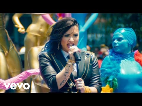 Demi Lovato - Really Don't Care  ft. Cher Lloyd (Behind The Scenes)