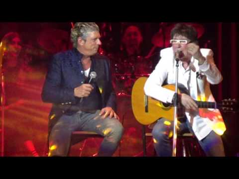 Omar Codazzi e Al Rangone - Suona Chitarra