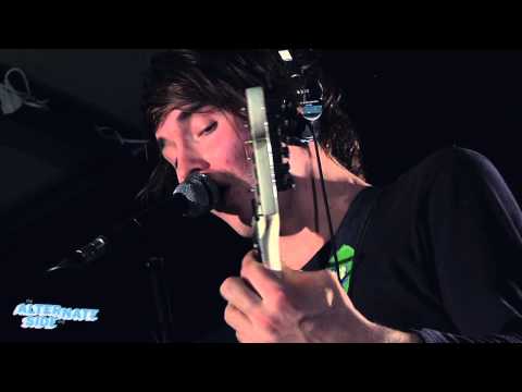 Palma Violets - "Step Up For The Cool Cats" (Live at WFUV)