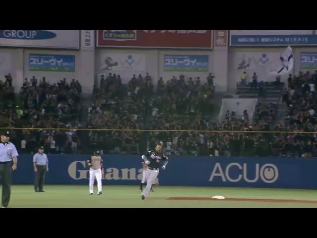 【2回裏】マリーンズ・角中が「黒の右翼席」へ復調を告げる一発!! 先制4号ソロHRを放つ!! 2014/7/31 M-F