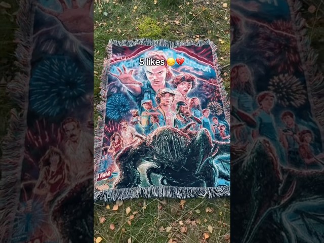 Vídeo relacionado con Stranger Things Logo Pattern Silky Touch Super Soft Throw Blanket 152 x 127 cm