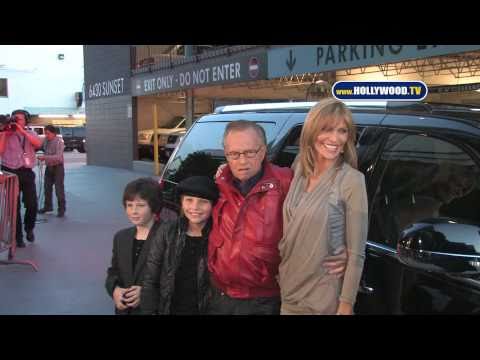 Larry King Brings Family to Last Show at CNN