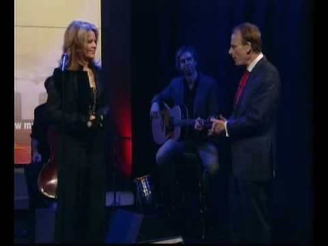 Renée Fleming performs Hallelujah on BBC1