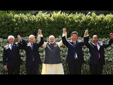 قمة مجموعة بْريكس تتواصل في الهند...الصين تُحذِّر من هشاشة الاقتصاد العالمي