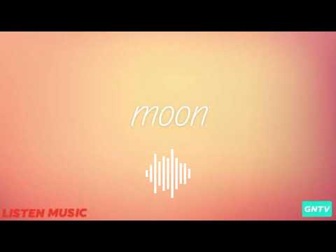 Nik Makino - Moon ft.Flow G