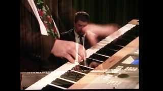 Jingle Bells &amp; Here Comes Santa Claus- Christmas Favorites