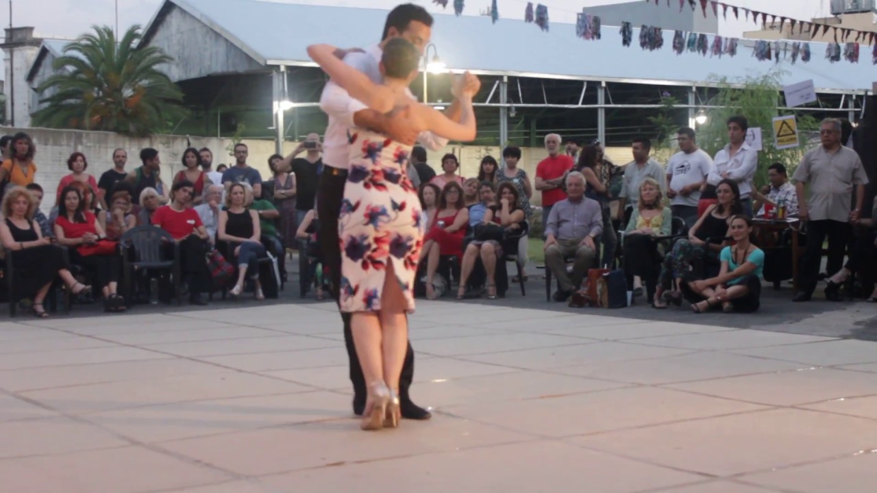 Inés Muzzopappa y Nicolás Ponce - 27/11/16 - 5ta milonga en el Ex CCDTE Olimpo 2/3