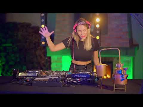 Pretty Pink @aquamediale Kunstfestival Schlepzig