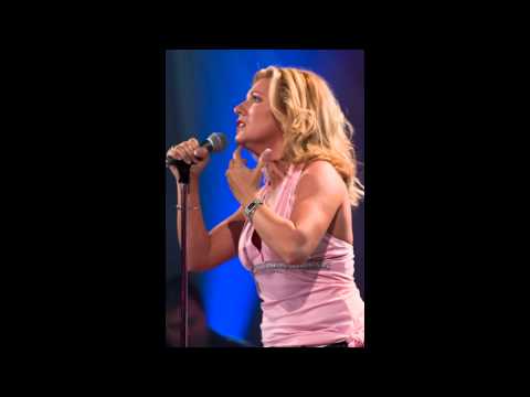 download lagu mp3 mp4 Je Voudrais tre Madelinot, download lagu Je Voudrais tre Madelinot gratis, unduh video klip Je Voudrais tre Madelinot