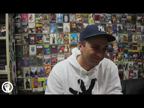 Skenjata от Peti Polk за критиката