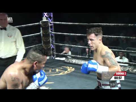 MTK London Sept 2018 - Danny CARR vs Reynaldo CAJINA