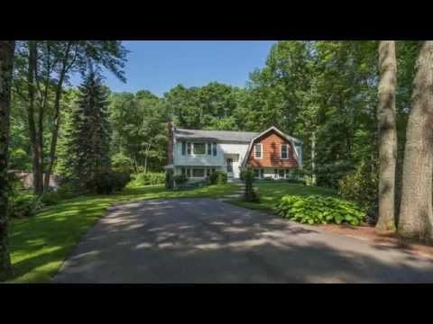 91 Acorn St, Millis MA - Robin Spangenberg - Tel 508-277-4144