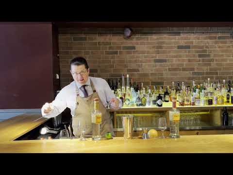 Ein perfekt gemixter Pisco Sour in sommerlich, floral und fruchtig! ITALIA MOSTO VERDE ist der Trick