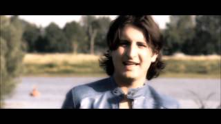 Danny Froger - Harder (2012) (Officiele Videoclip)