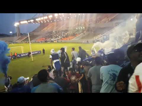 "Alva vos sos mi vida + show de vengalas -- Alvarado 3 (4) - 1 (2) Chaco For Ever" Barra: La Brava &bull; Club: Alvarado &bull; País: Argentina