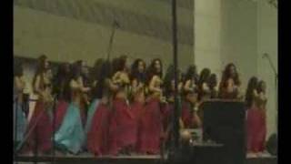 Nonosina Ladiez dancing to "Reo Maru" @ our Xmas Show 2007.