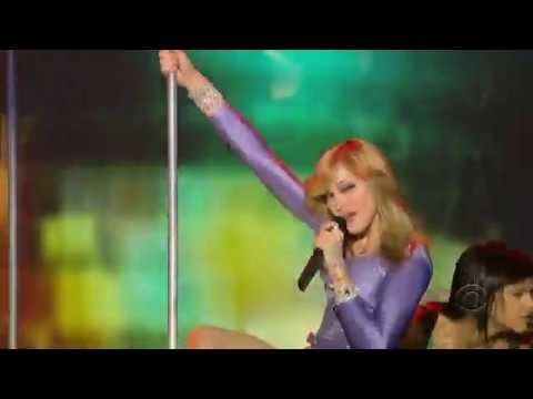 Madonna & Gorillaz - Hung up (Grammys 2005)