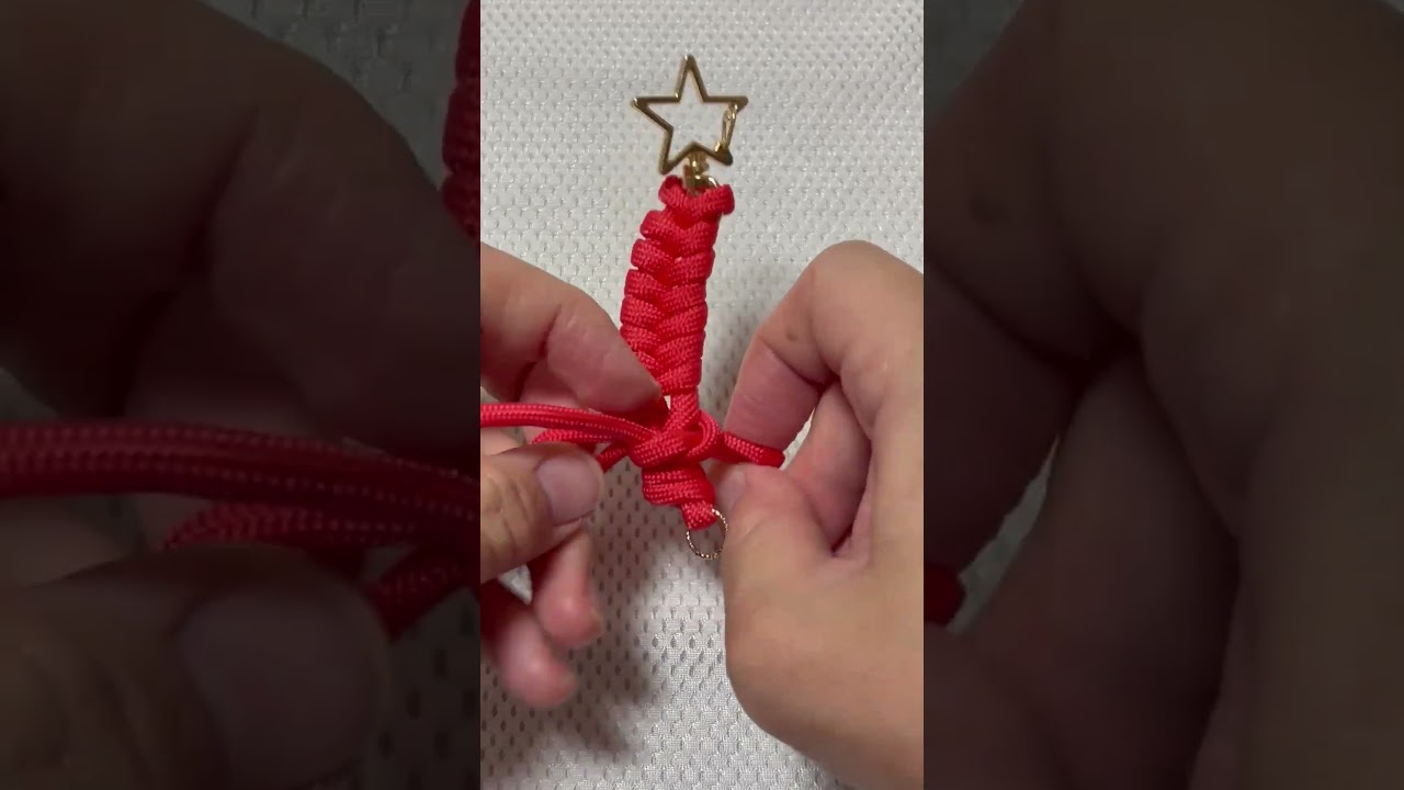 パラコードでキーホルダー作って見ました☆ #ハンドメイド #アクセサリー #かわいい