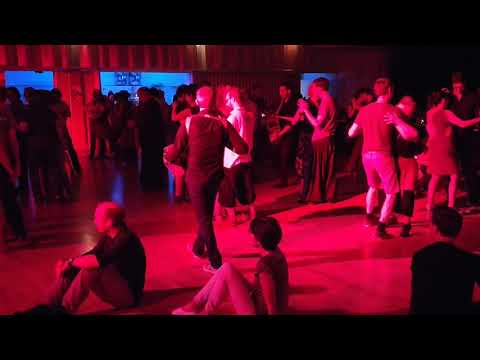 Didier Laloy et Bruno Le Tron play "Dorothée" by D. Laloy for 'seated mazurka'