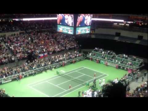 Fed Cup final 2012, day 1, match 2, last point + ovation for Petra :-)