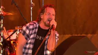 Pearl Jam - Red Mosquito (Live in Hyde Park 2010) w/ Ben Harper