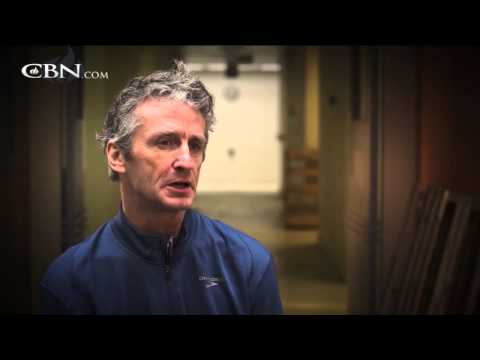 700 Club Interactive: The Transformed Life  - April 15, 2014