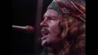 The Doobie Brothers "Listen To The Music" + "Natural Thing"   Live 1973