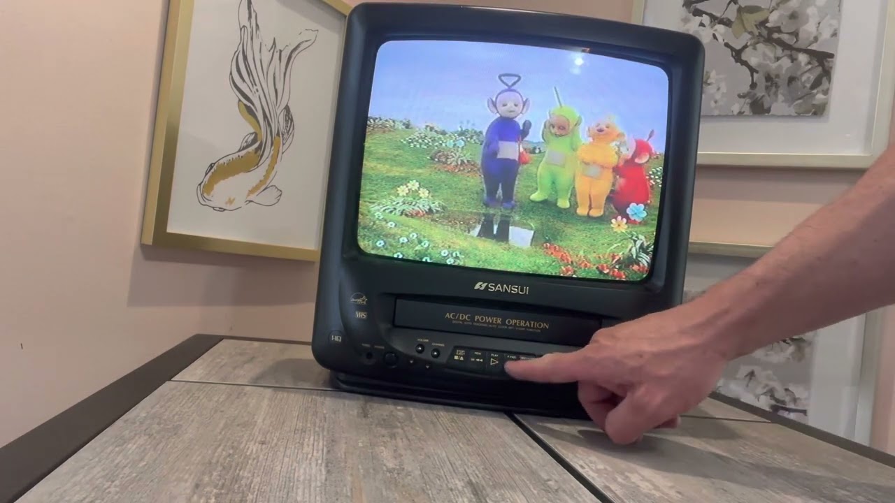 Sansui 13” tv with vcr