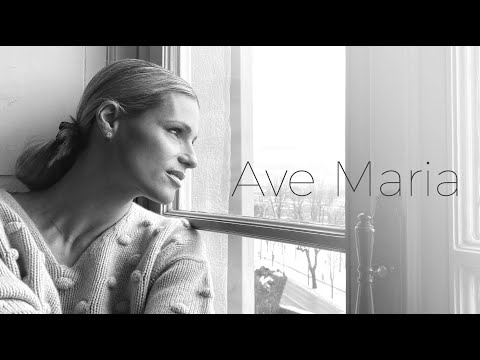 Michelle Hunziker - Ave Maria