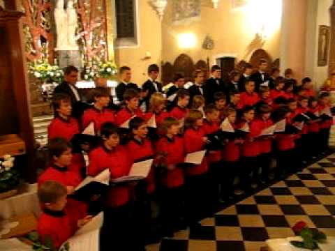 WARSAW BOYS CHOIR - G. VERDI - NABUCCO - Va Pensiero...