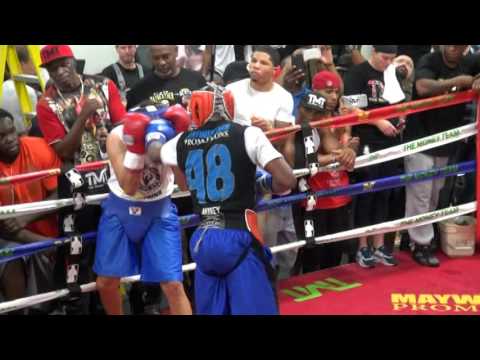 Floyd Mayweather full sparring session in preparation for Andre Berto
