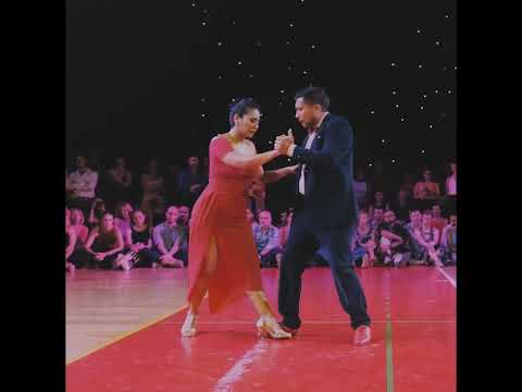 Corina Herrera & Octavio Fernandez - Vete de mi