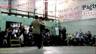 Natalia Games y Gabriel Angio - Cantor de Barrio - En la milonga del Moran.mp4