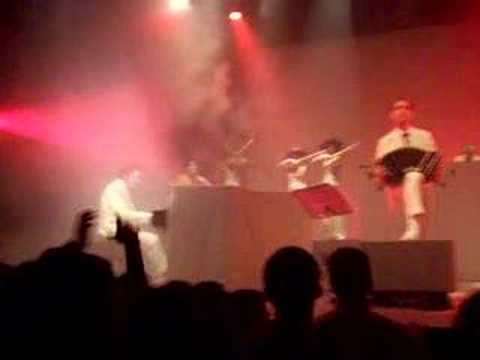 Gotan Project - Live in Montreal - Diferente.. Halloween....