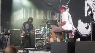 Death From Above 1979 - Turn It Out (Houston 08.19.15) HD