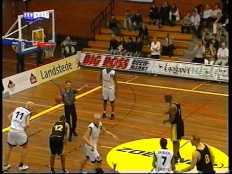 10 - The Landstede Hammers/Landstede Basketbal 1999-2004 DVD1 part 2 of 4