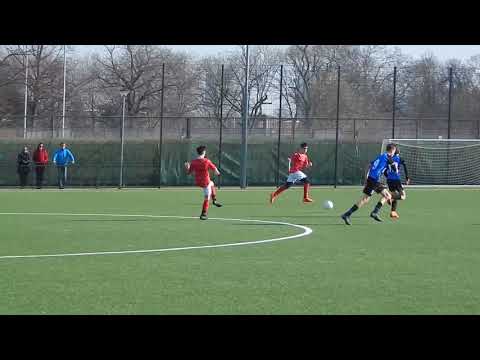 Als Nieuw Utrecht aanvalt grijpt Leon in.