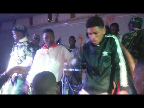 Actuação no salão da boneca team xocoteiro cavalo maluco