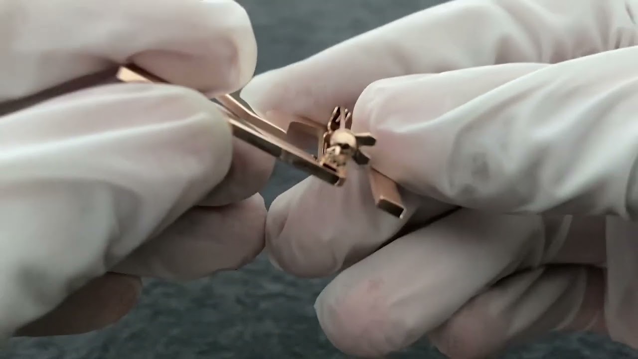 1562 - Stainless Steel Pure Letter Badge Split Rose Gold Pin