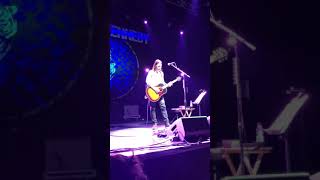 Download lagu Myles Kennedy - Love can only heal mp3