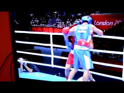 algerien-heute.com: Olympische Spiele 2012 Boxer Benchabla besiegt den Deutschen Kolling